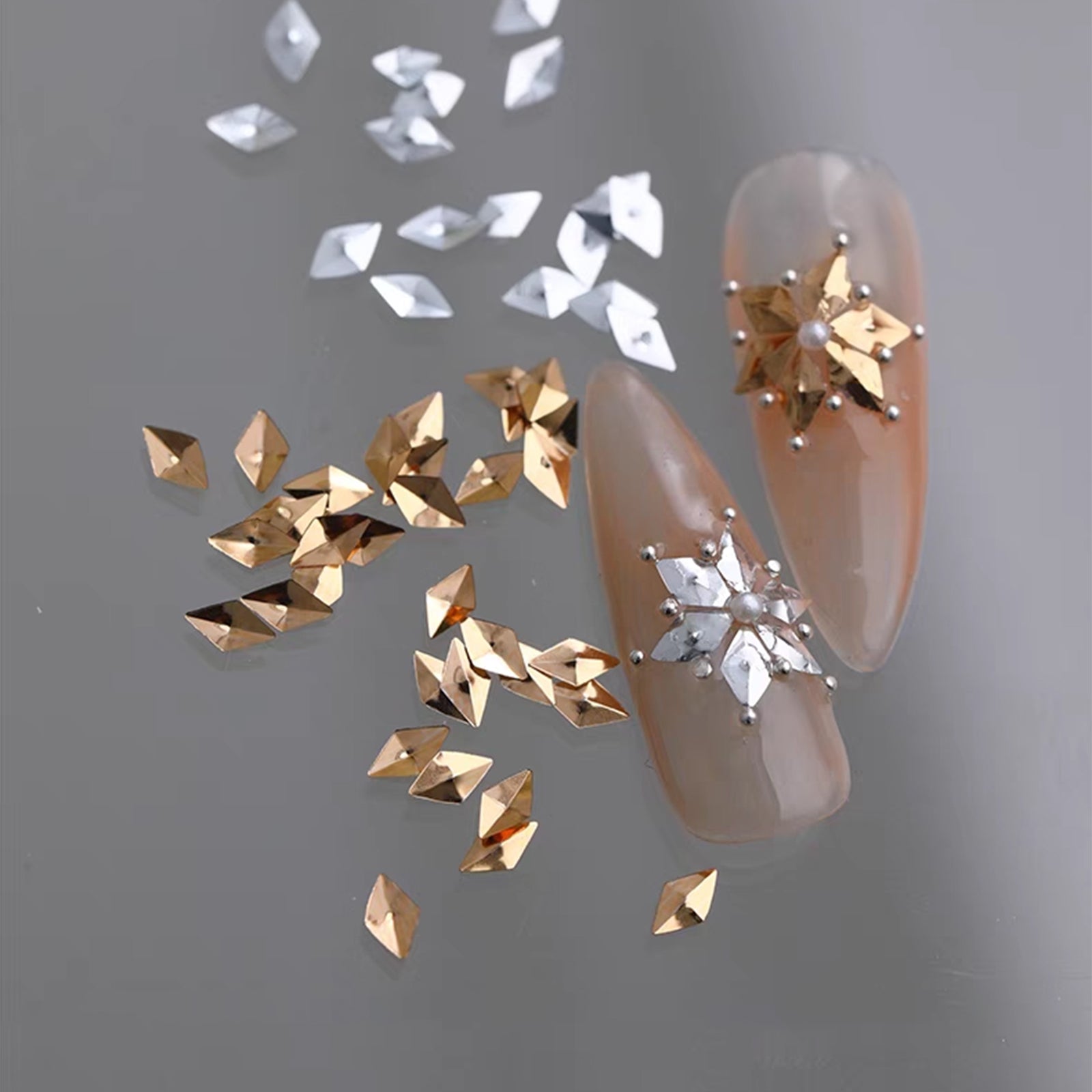 6 Grids Nail Sequins - Diamond Snowflake